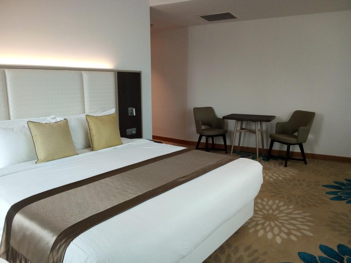 Tamu Hotel & Suites Kuala Lumpur Exterior photo